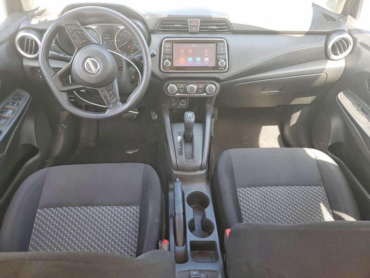 Nissan Versa S