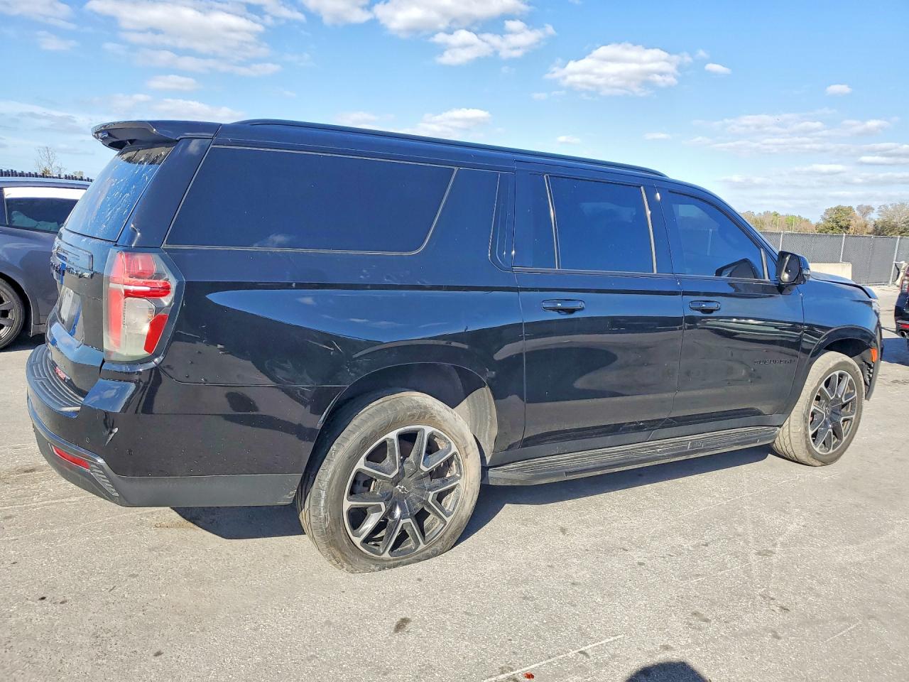 Chevrolet Suburban C1500 Ls