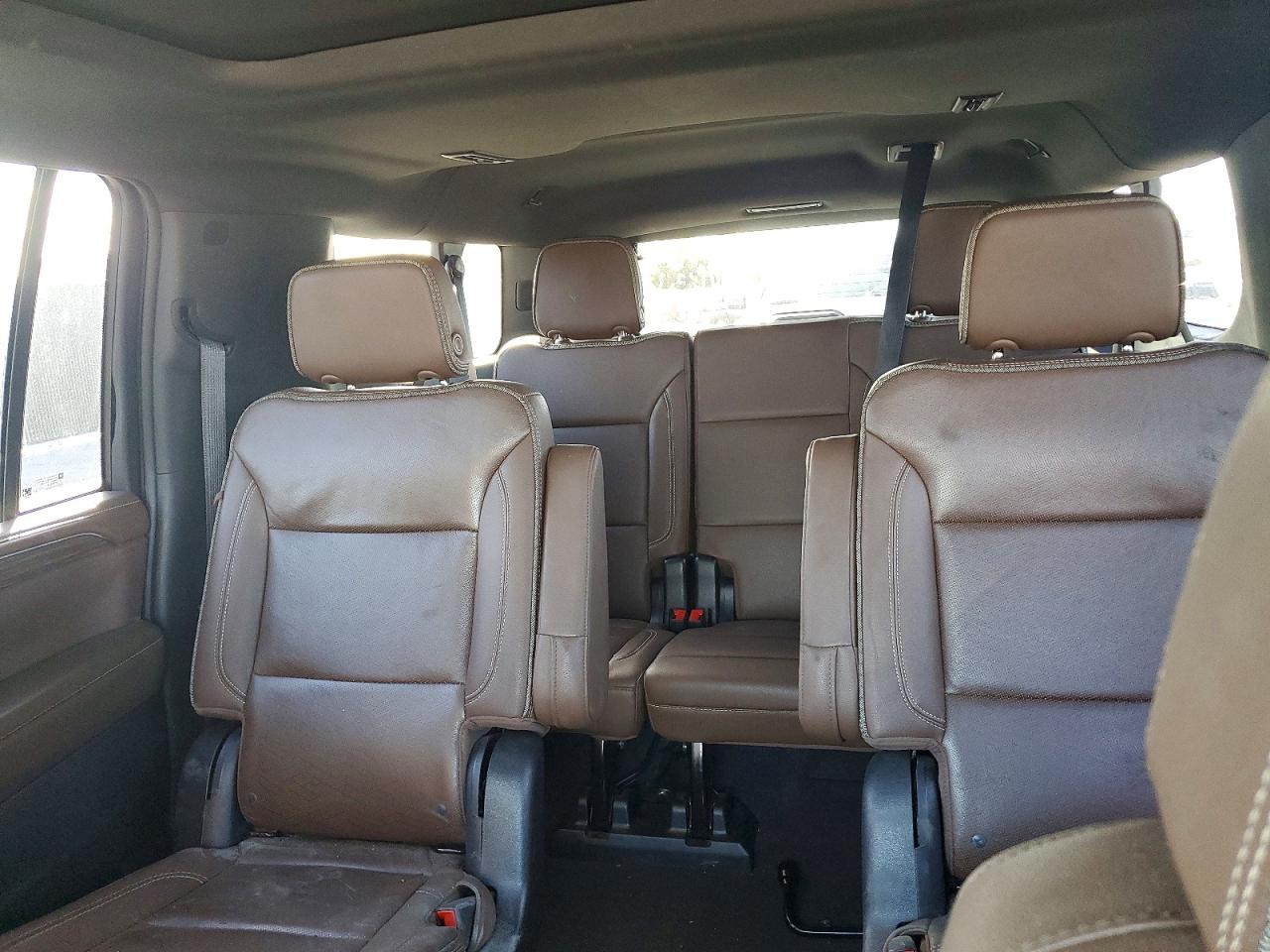 Chevrolet Suburban C1500 Ls