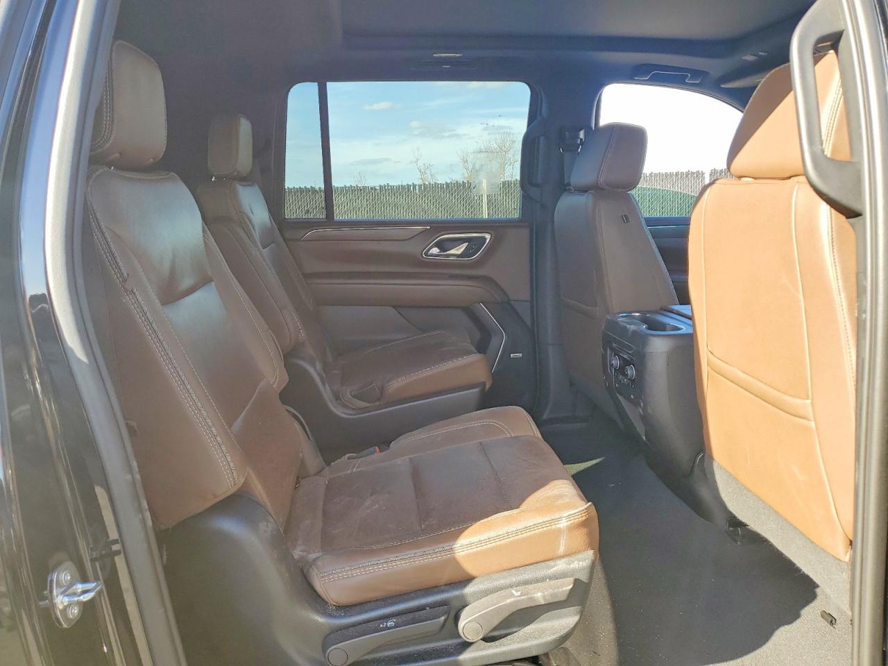 Chevrolet Suburban C1500 Ls