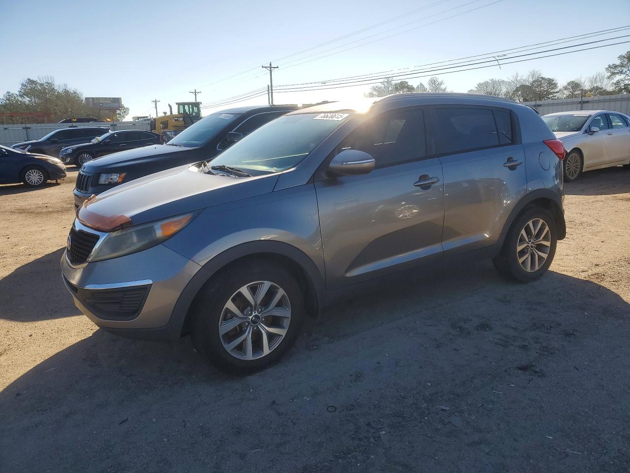 Salvage Kia Sportage Image
