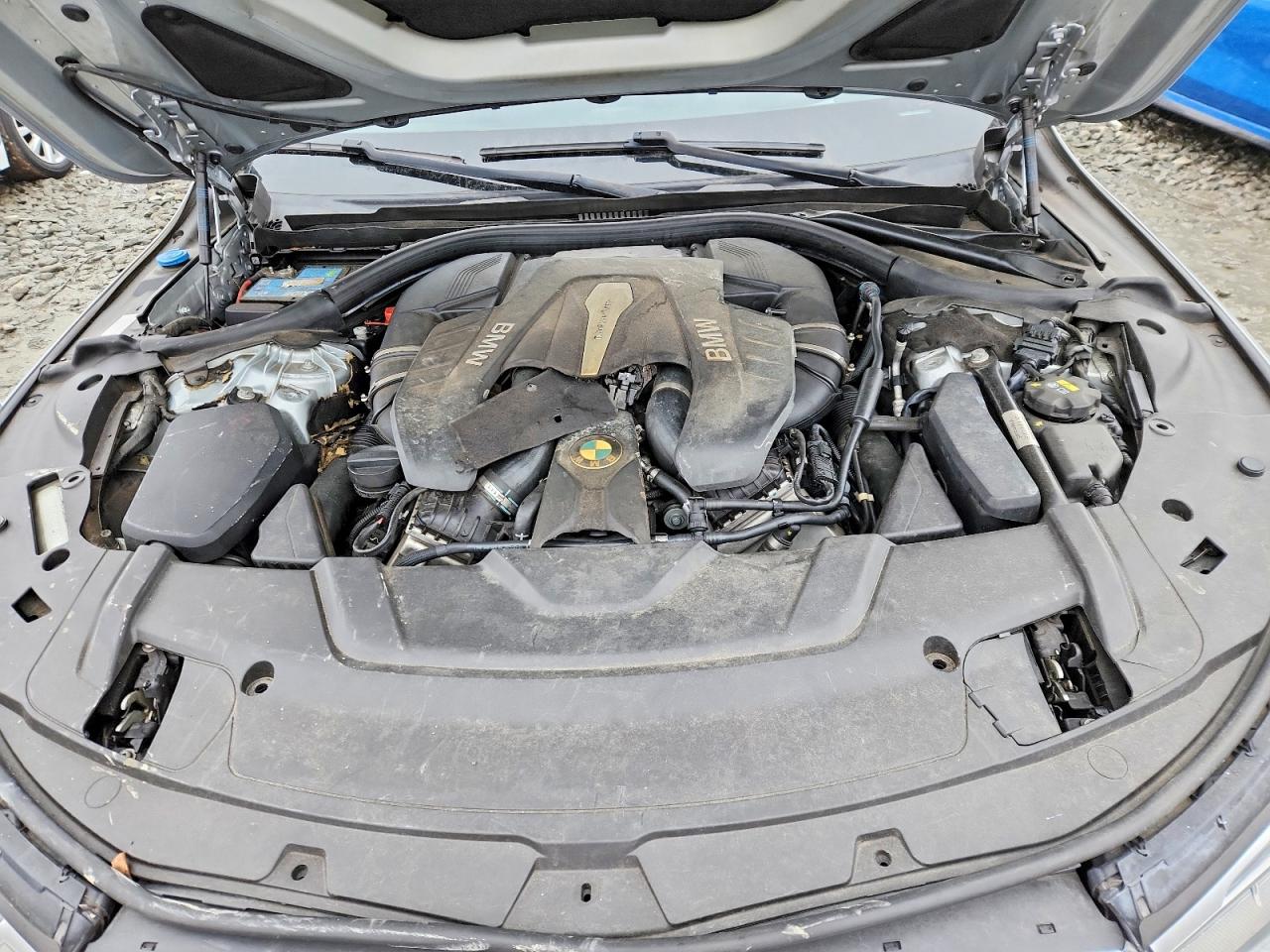 BMW 7 Series Xi