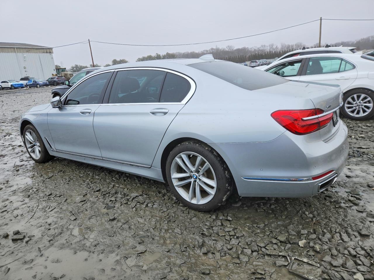 BMW 7 Series Xi