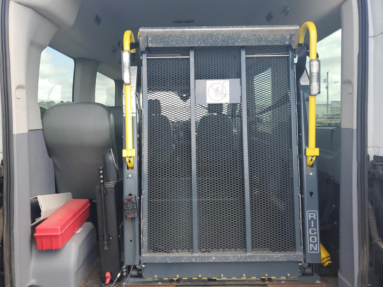 Ford Transit T-150