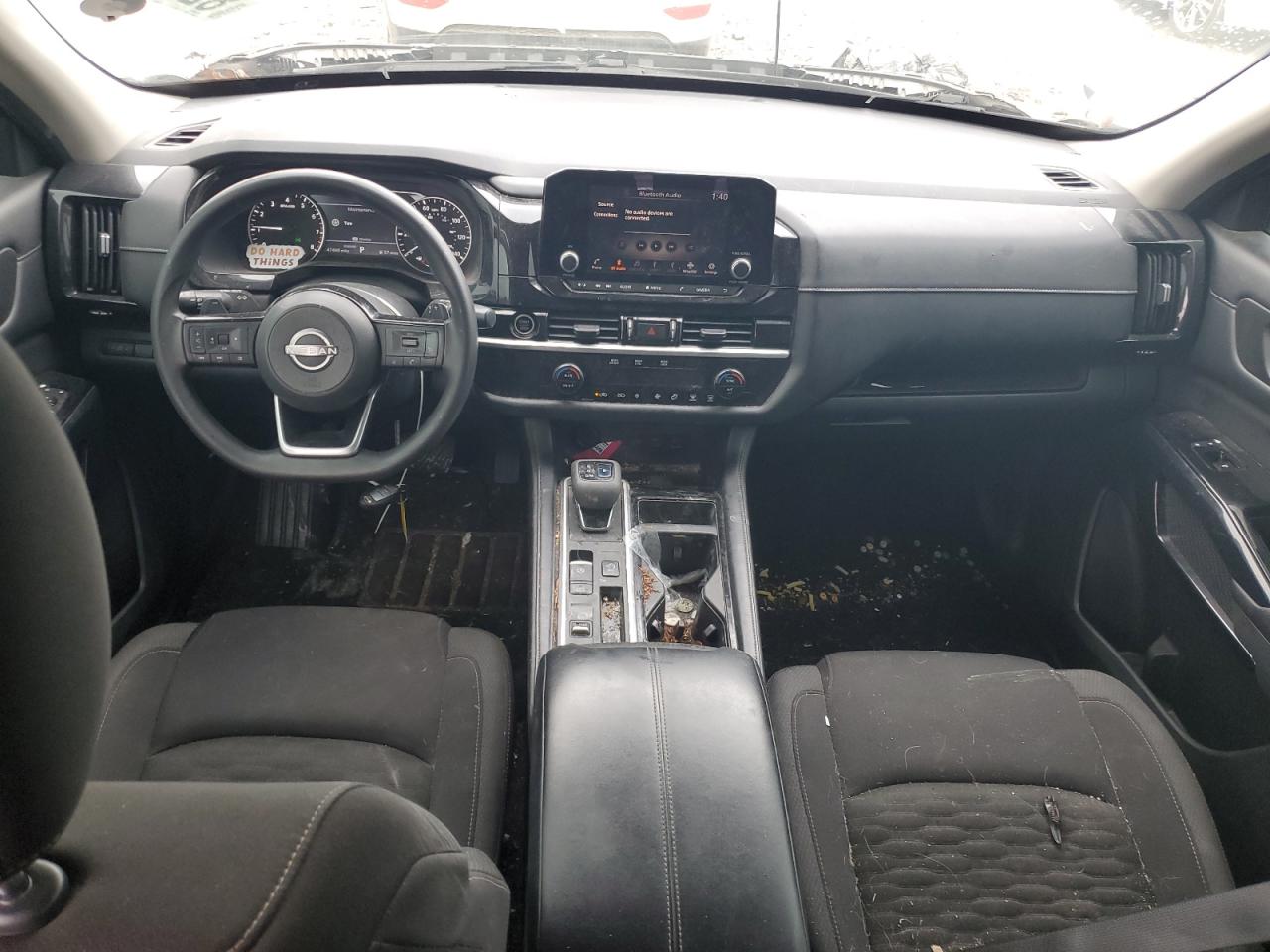 Nissan Pathfinder S
