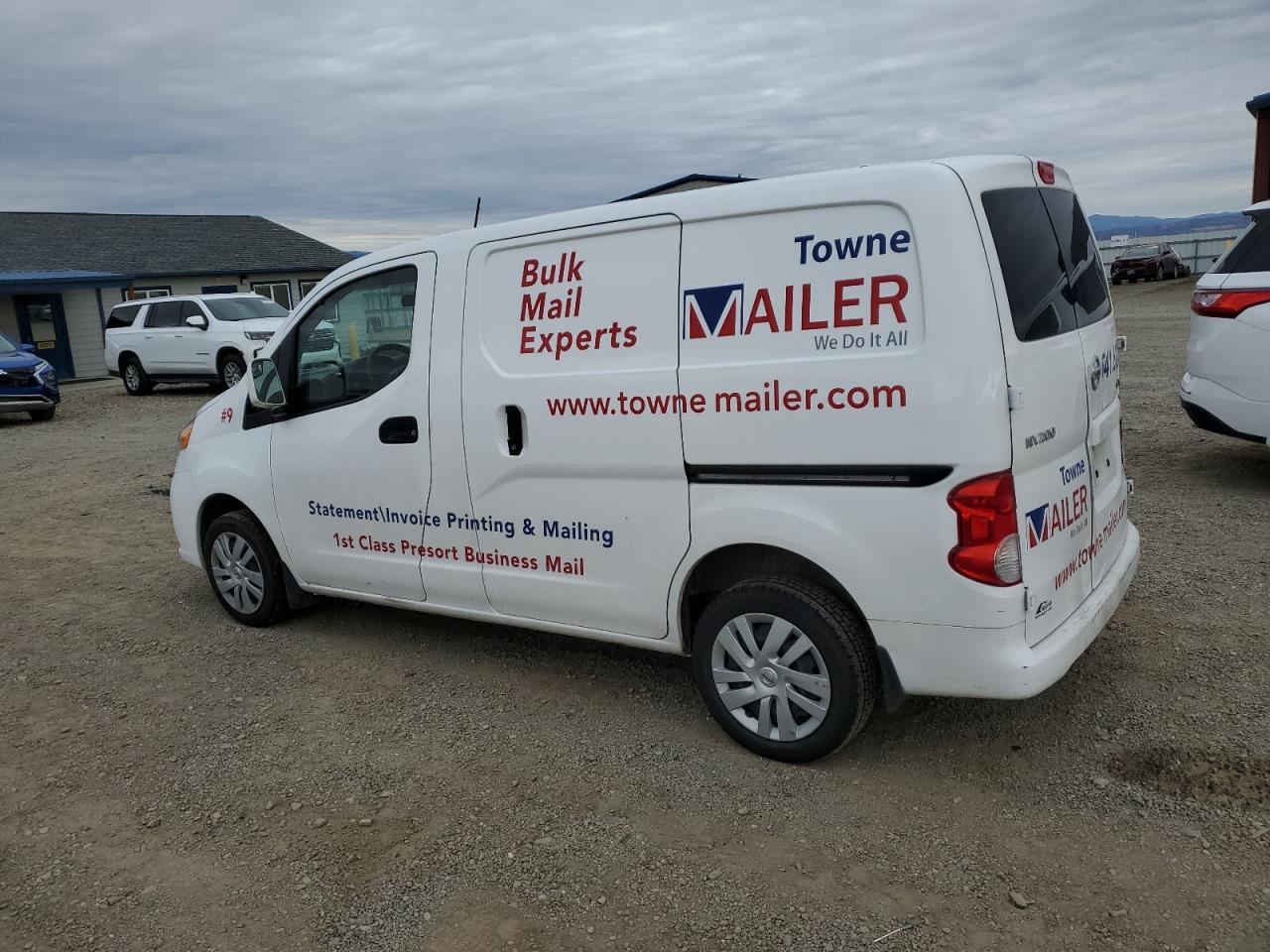 Nissan Nv 2.5s