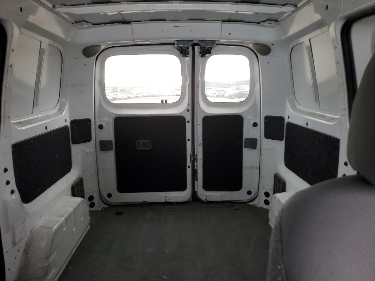 Nissan Nv 2.5s