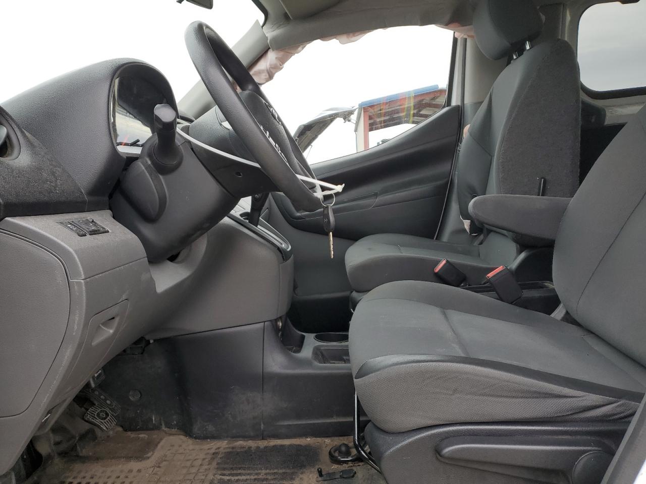 Nissan Nv 2.5s