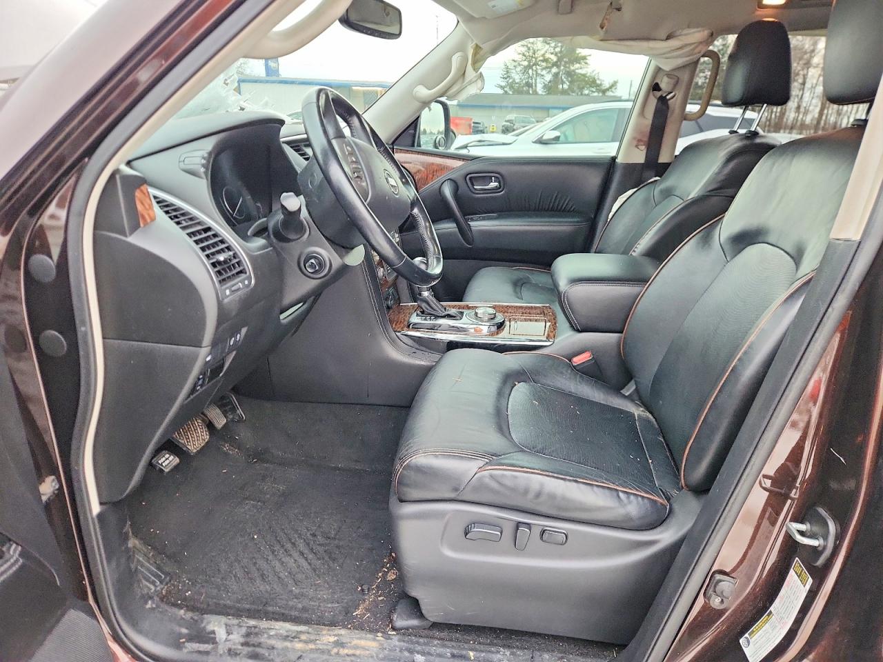 Nissan Armada Sv