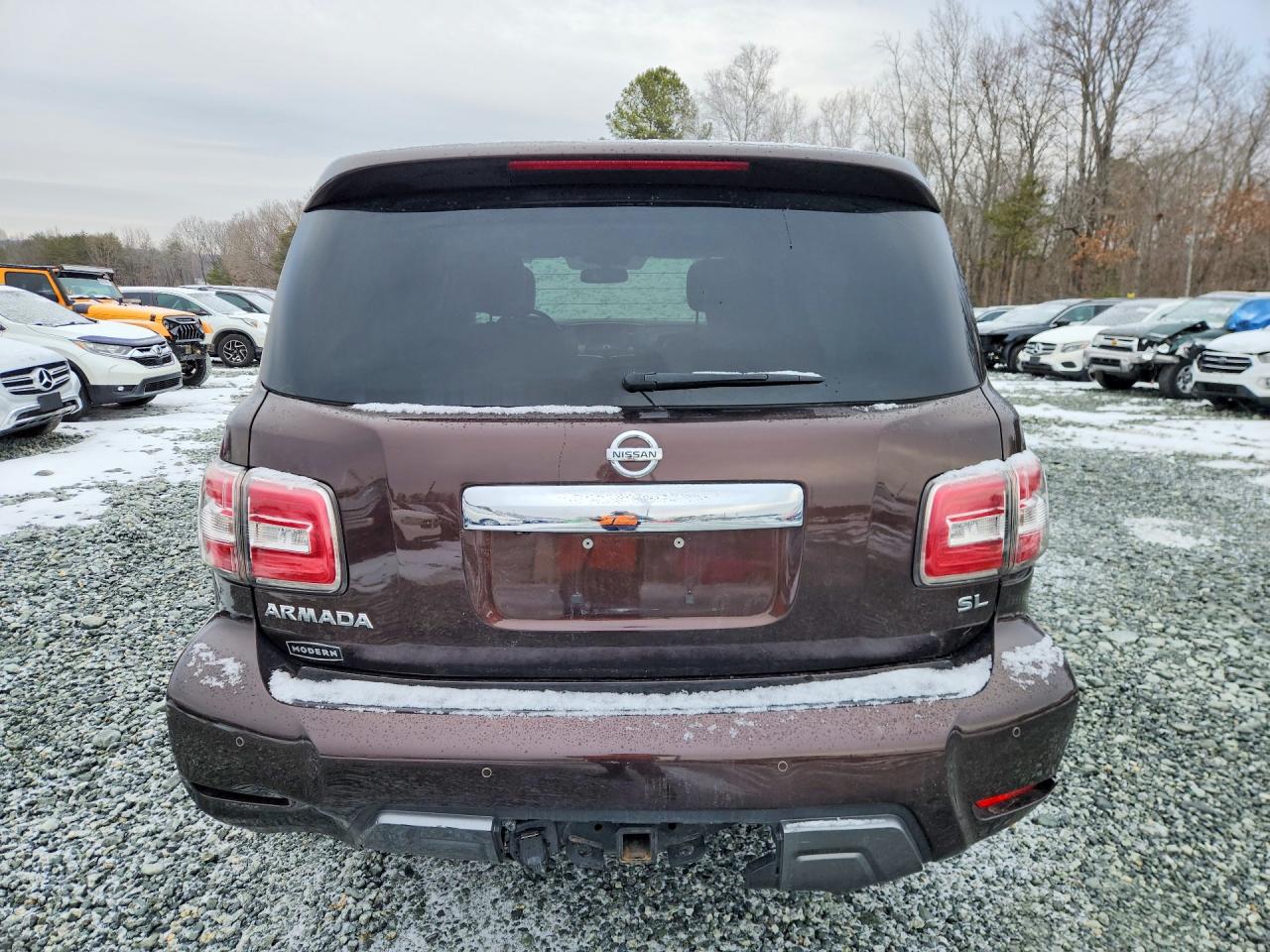 Nissan Armada Sv