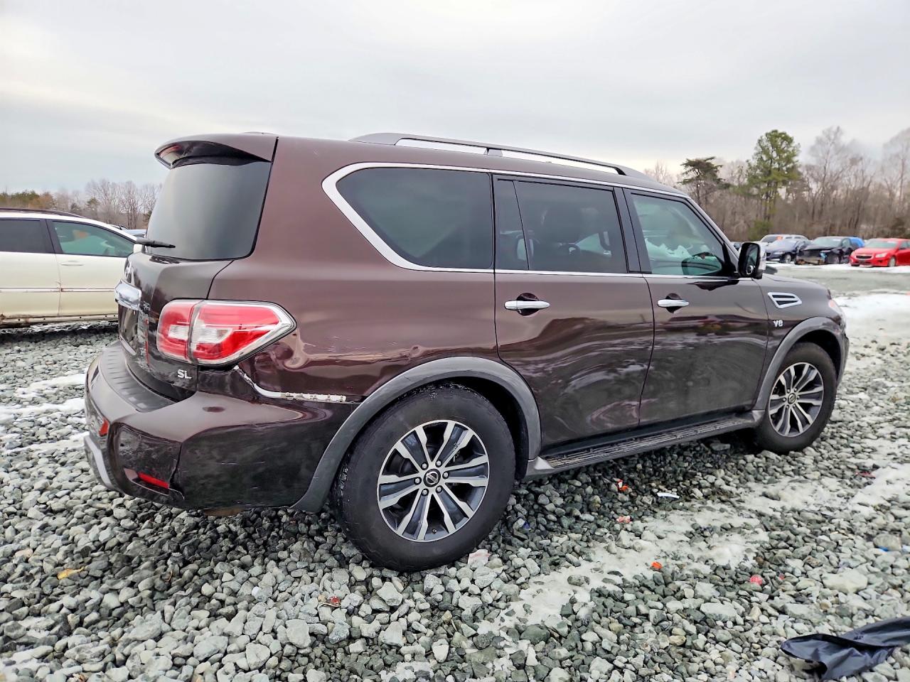 Nissan Armada Sv