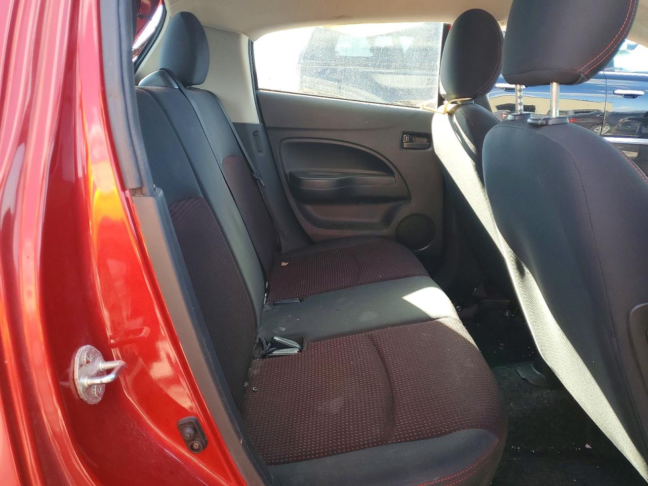 Mitsubishi Mirage Le