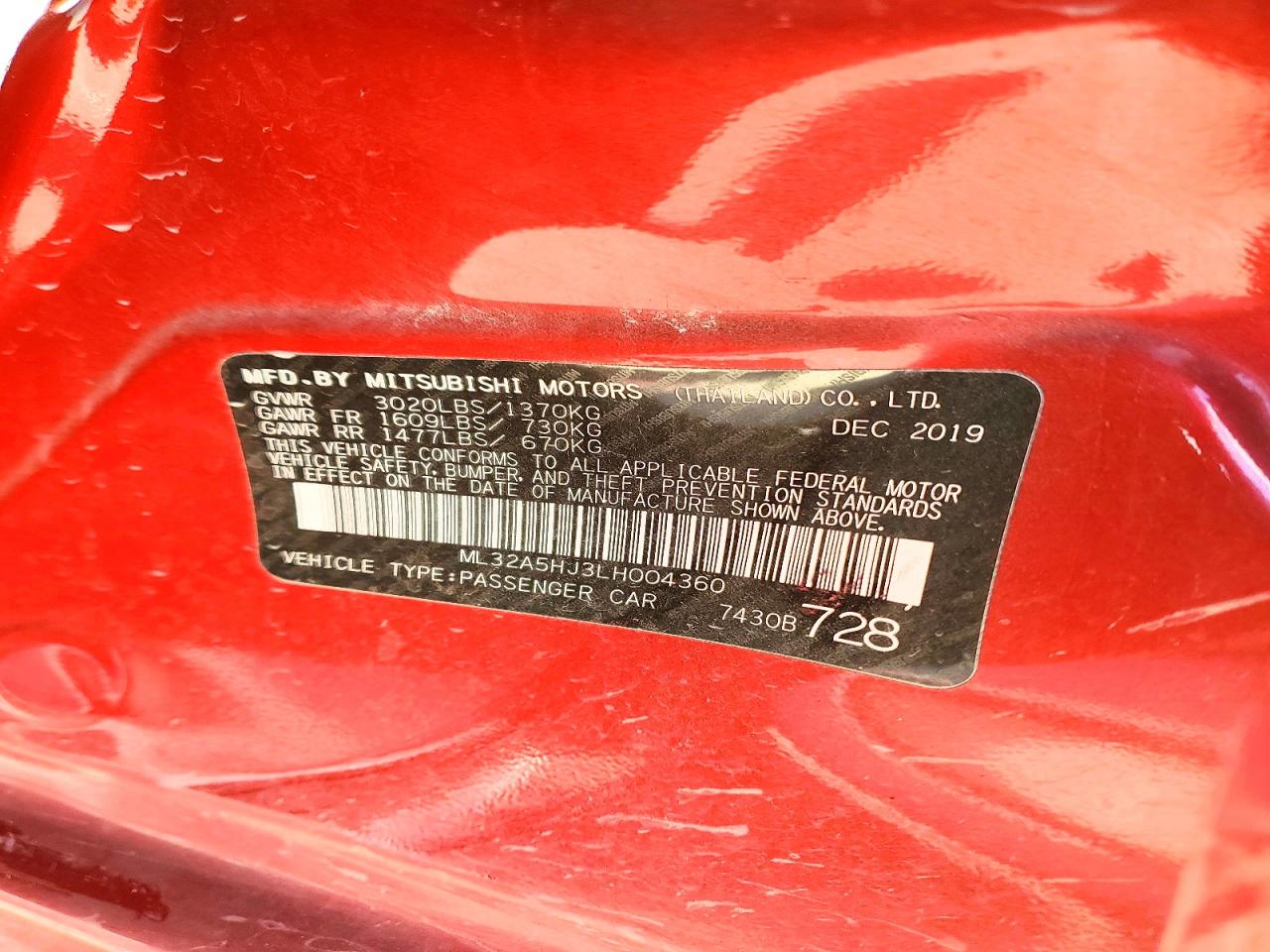 Mitsubishi Mirage Le