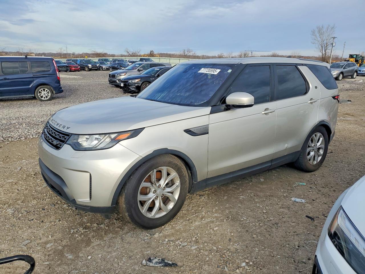 Salvage Land Rover Discovery Image