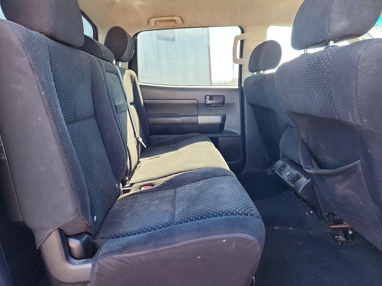 Toyota Tundra Crewmax Sr5