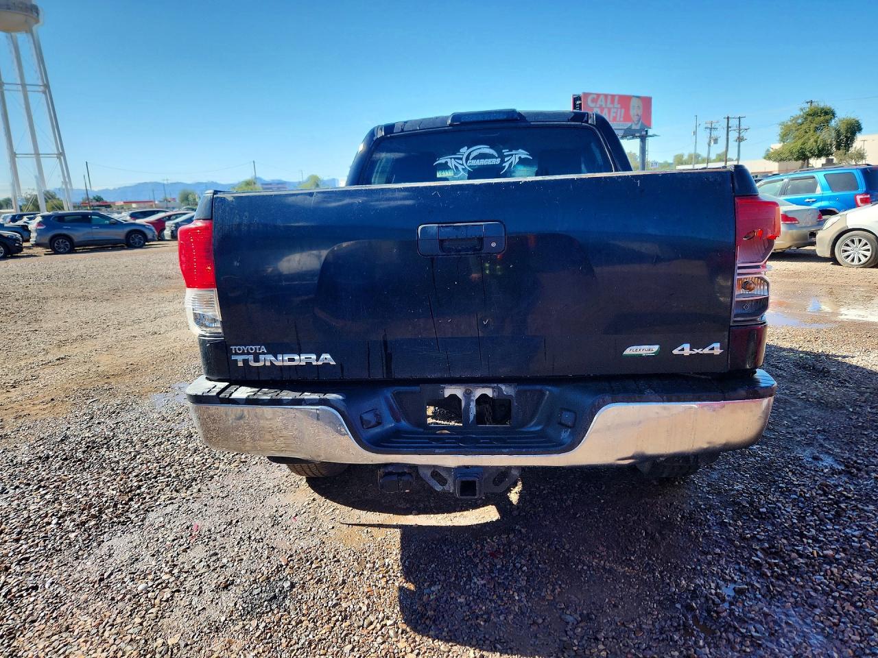 Toyota Tundra Crewmax Sr5