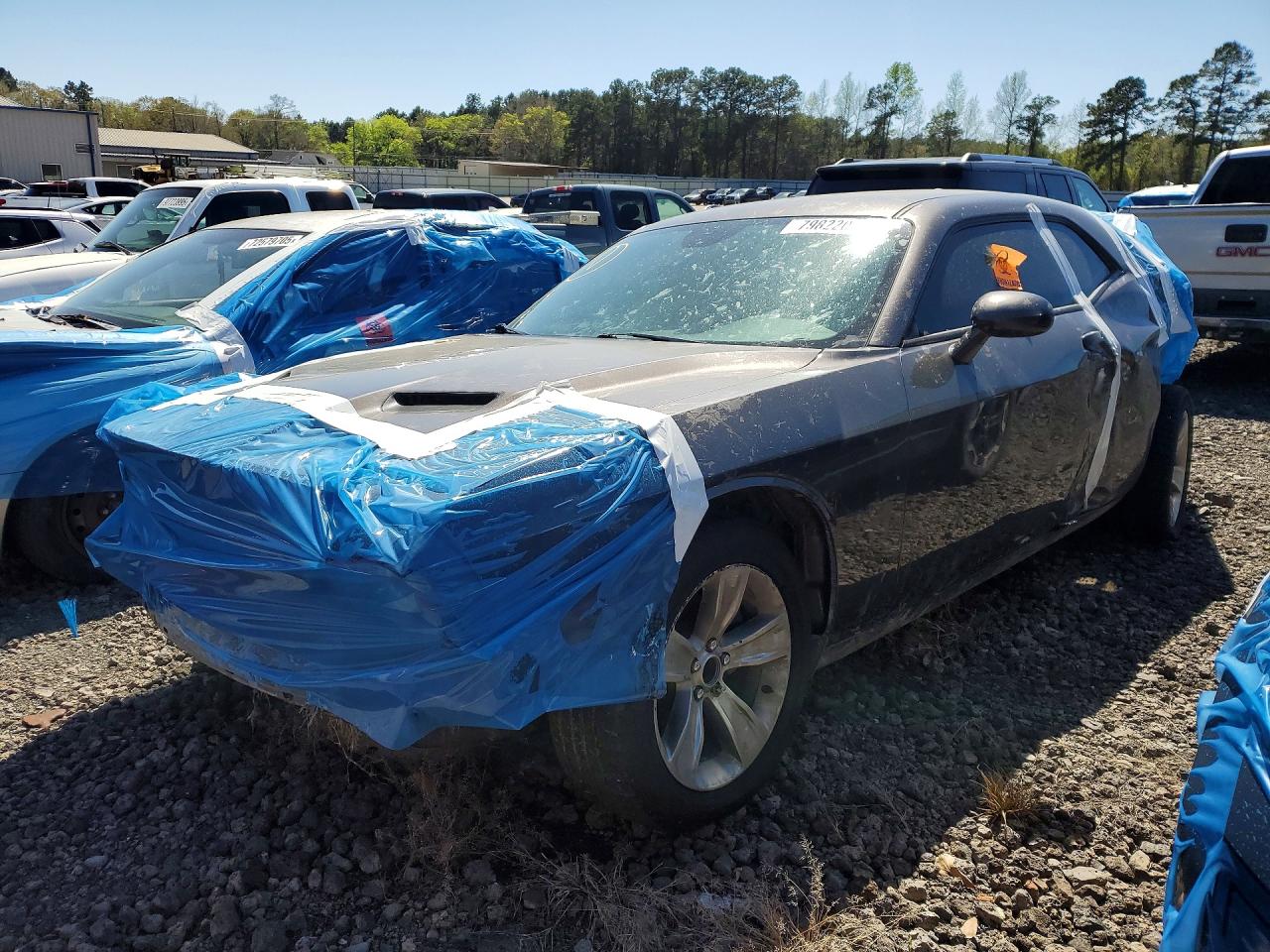 Salvage Dodge Challenger Image