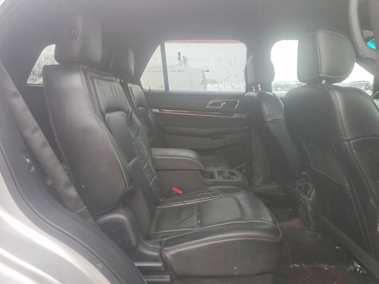 Ford Explorer Platinum