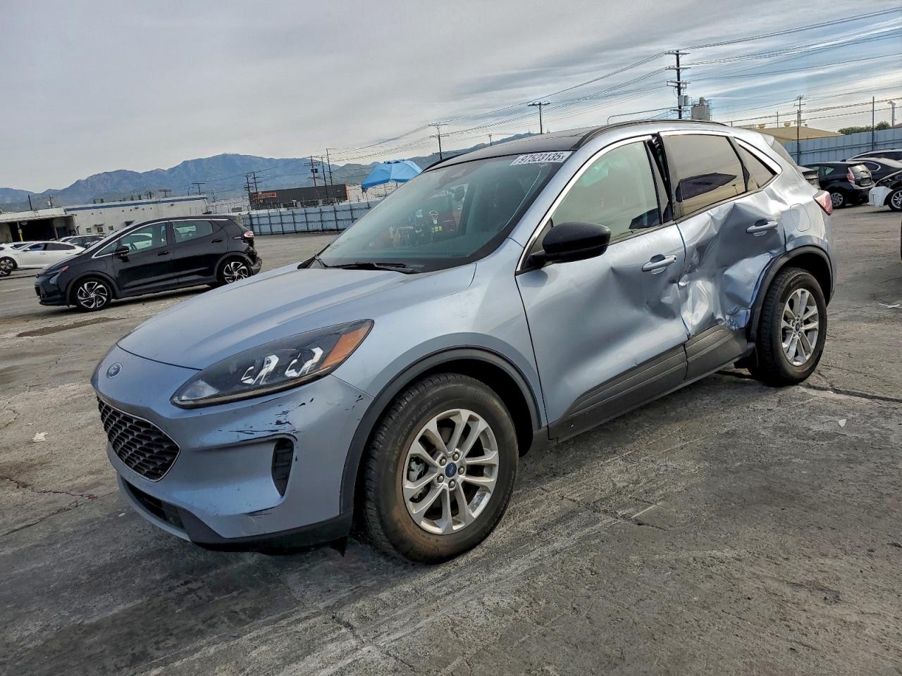 Salvage Ford Escape Image
