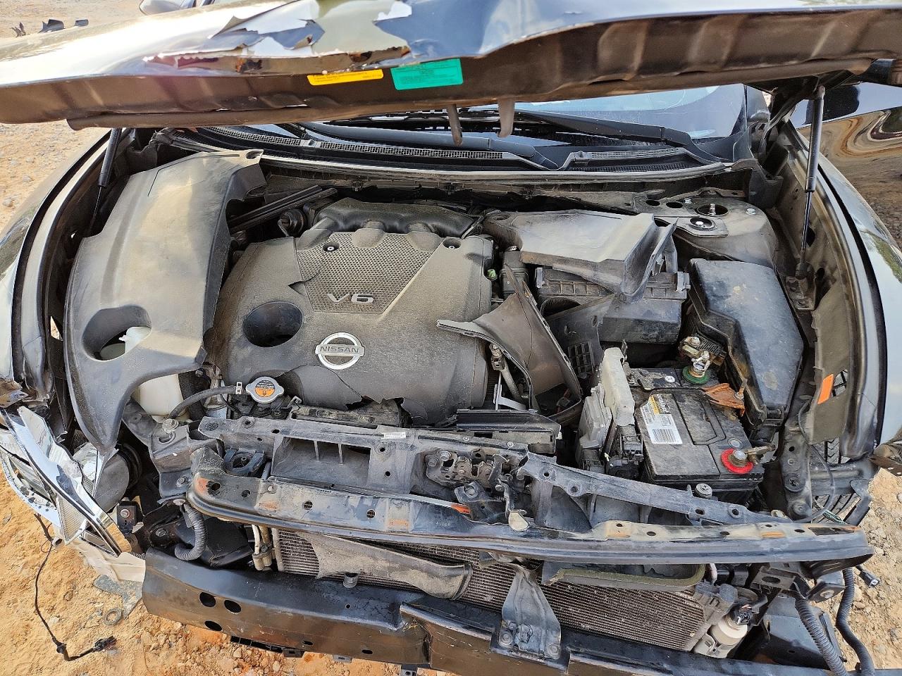 Nissan Maxima S