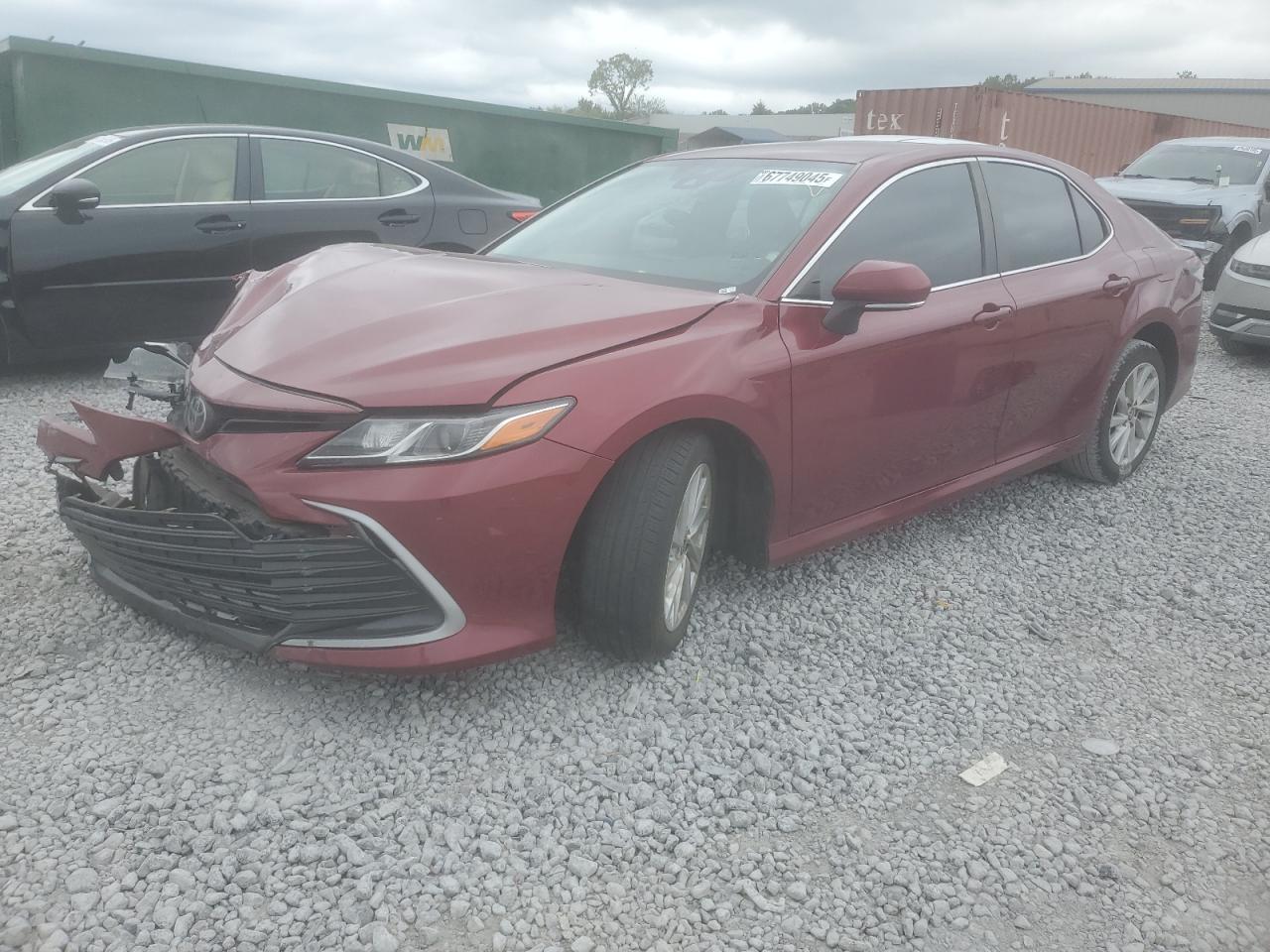 Salvage Toyota Camry Image
