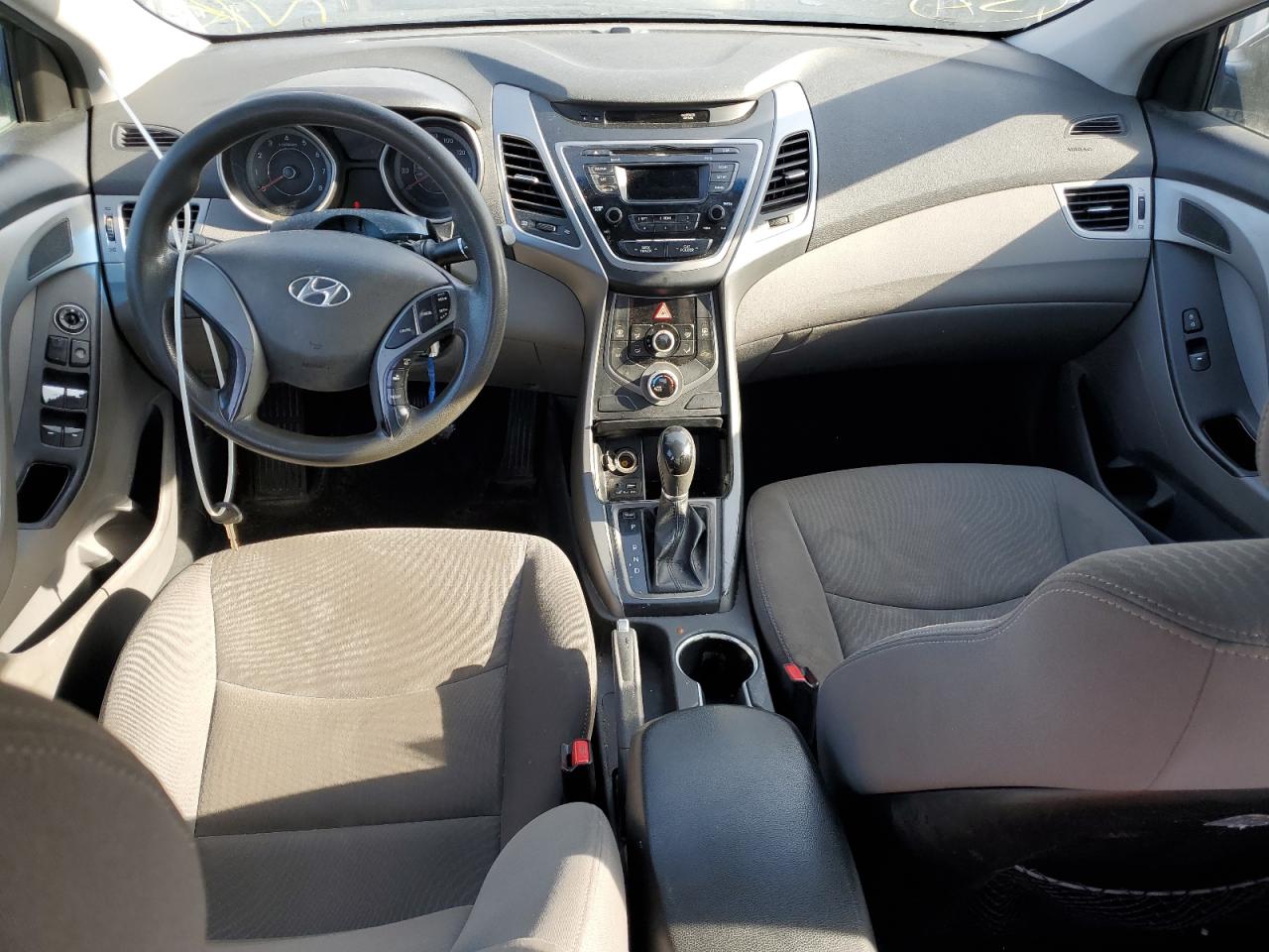 Hyundai ELANTRA Se