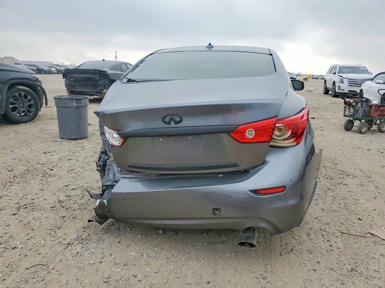 INFINITI Q50a 3.0t Premium