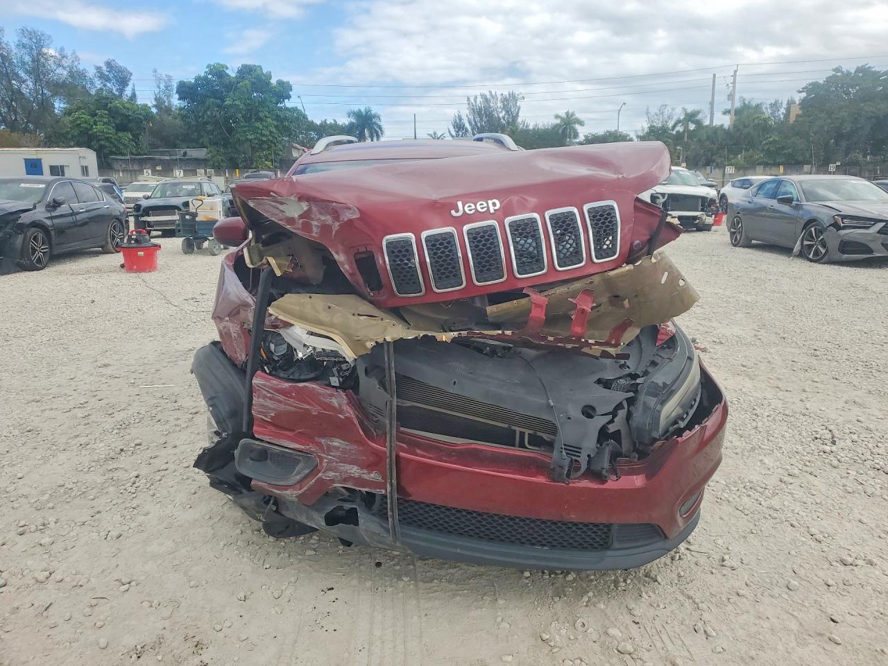 Jeep Grand Cherokee Latitude