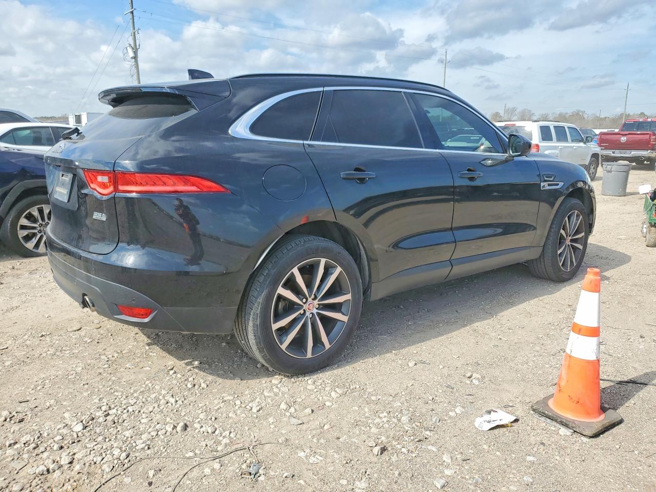 Jaguar F-PACE Prestige