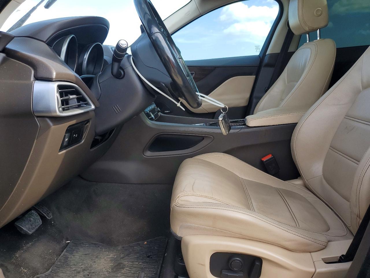 Jaguar F-PACE Prestige