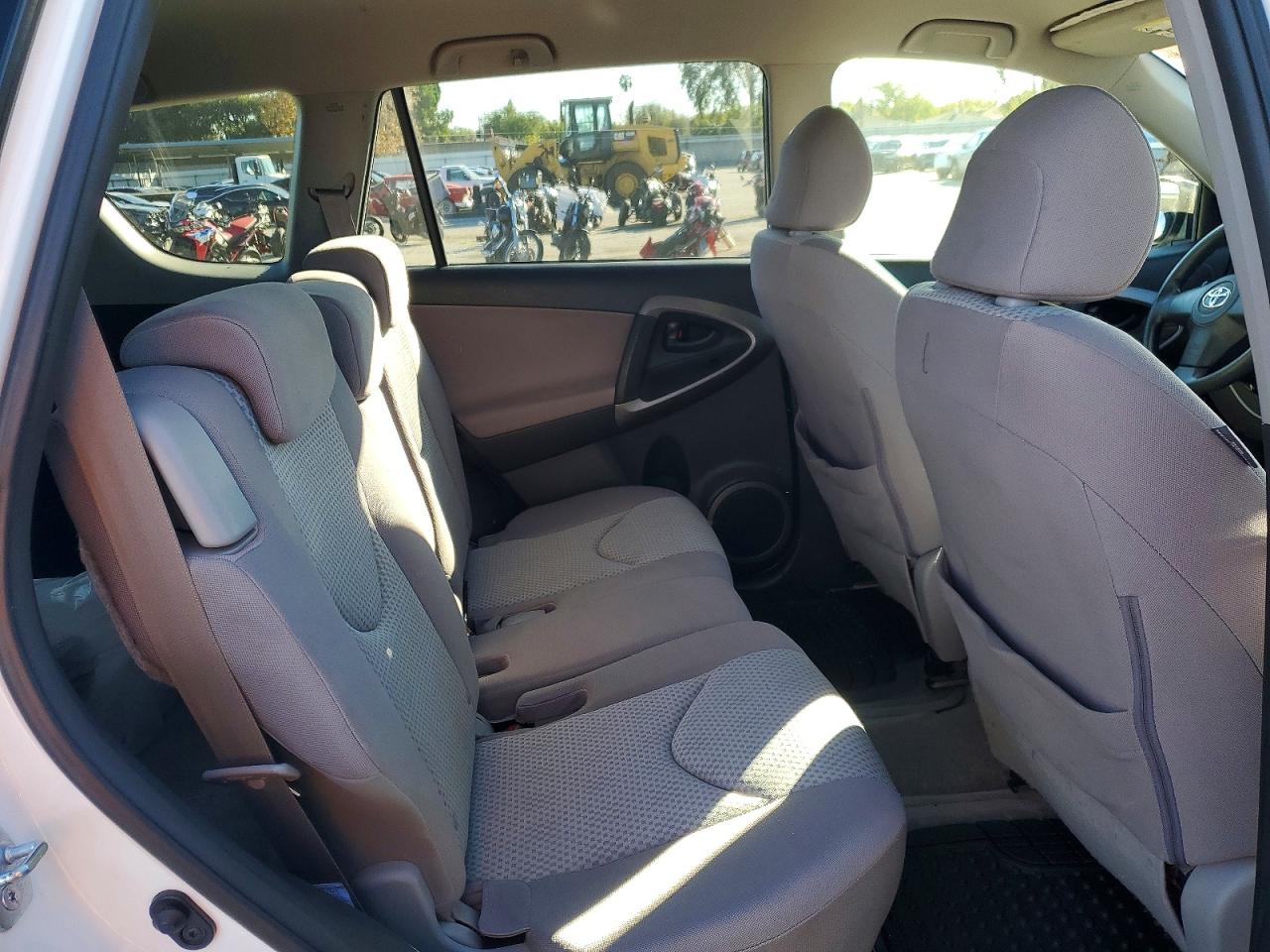 Toyota RAV4 Base