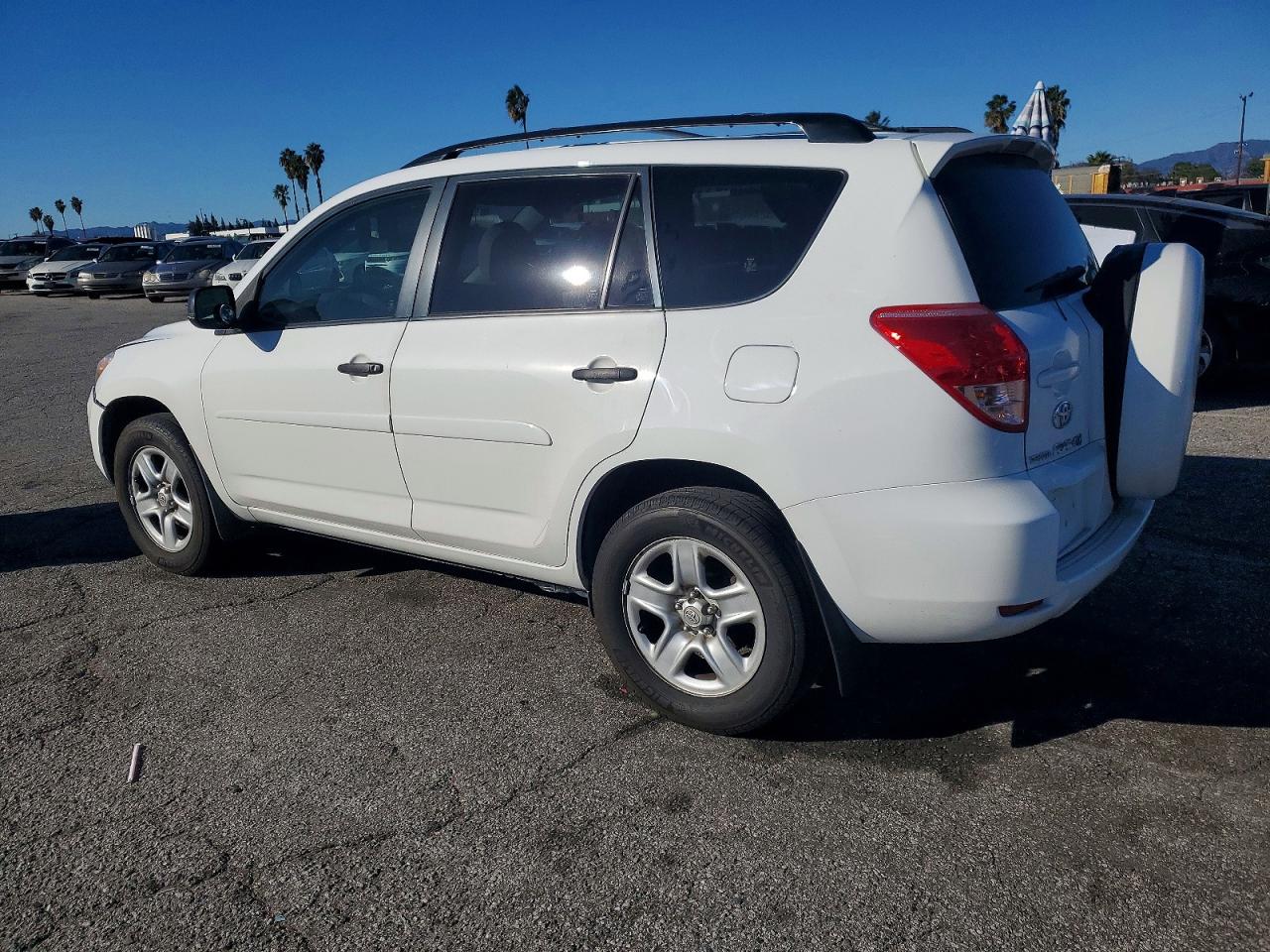 Toyota RAV4 Base