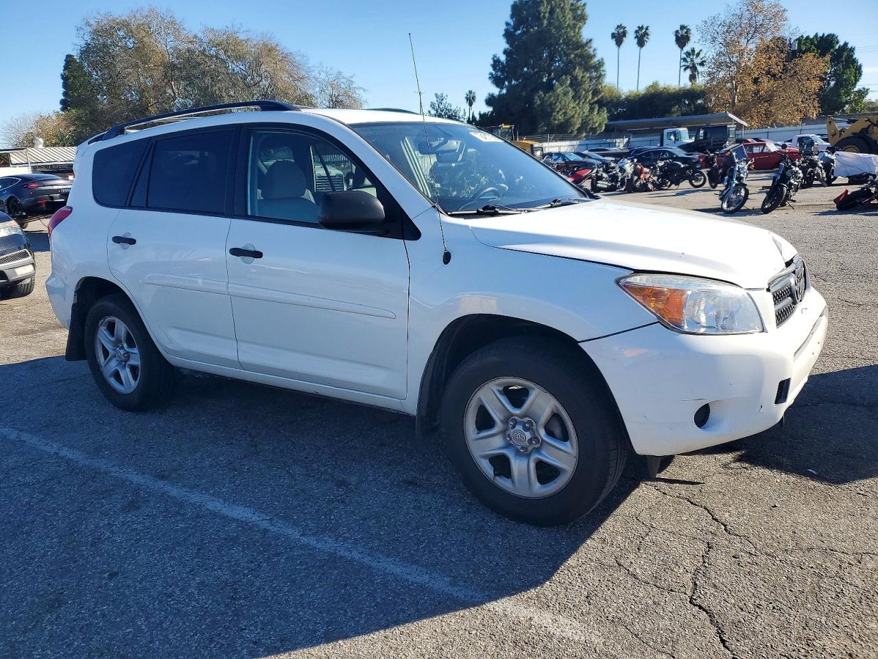 Toyota RAV4 Base