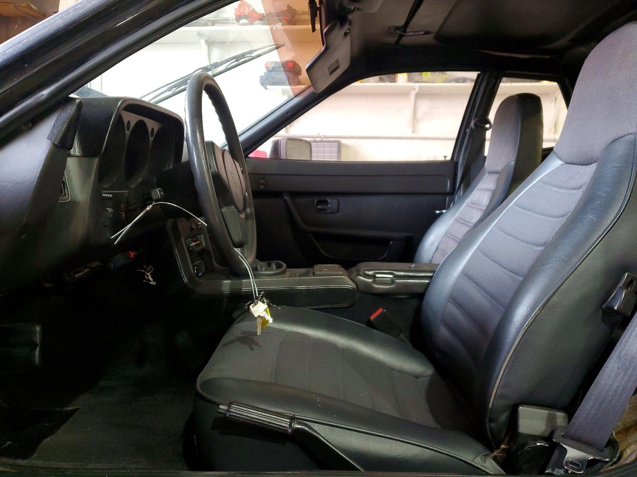 Porsche 924 S