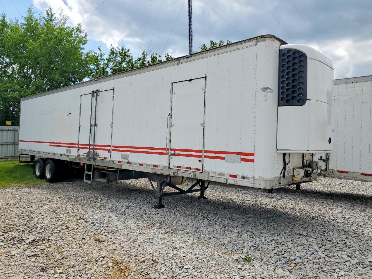 Salvage Great Dane Trailers Image