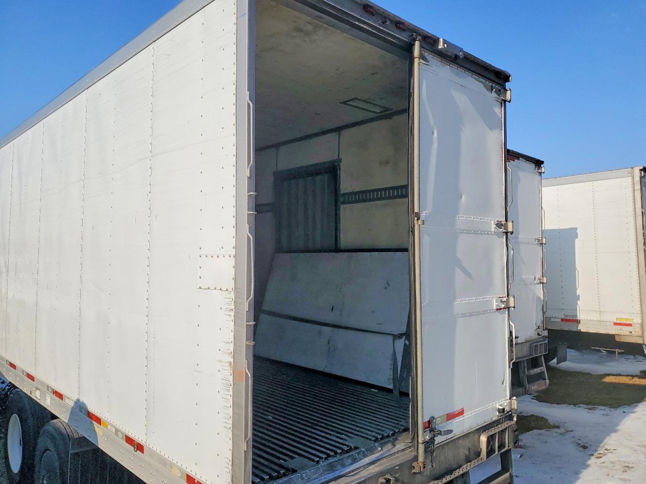 Utility Semi Trail