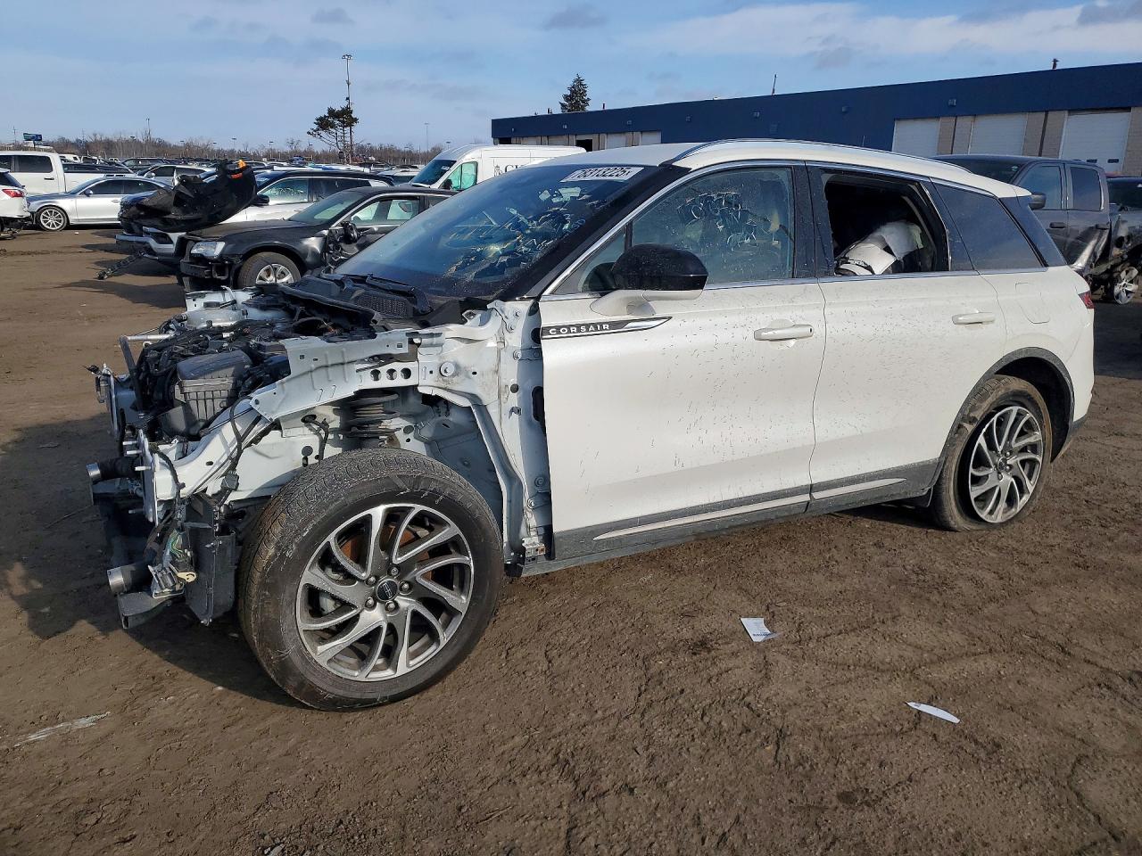 Salvage Lincoln Corsair Image