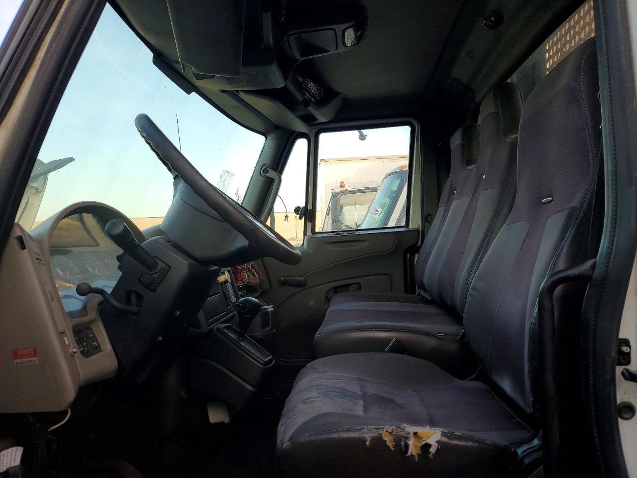 International 4300