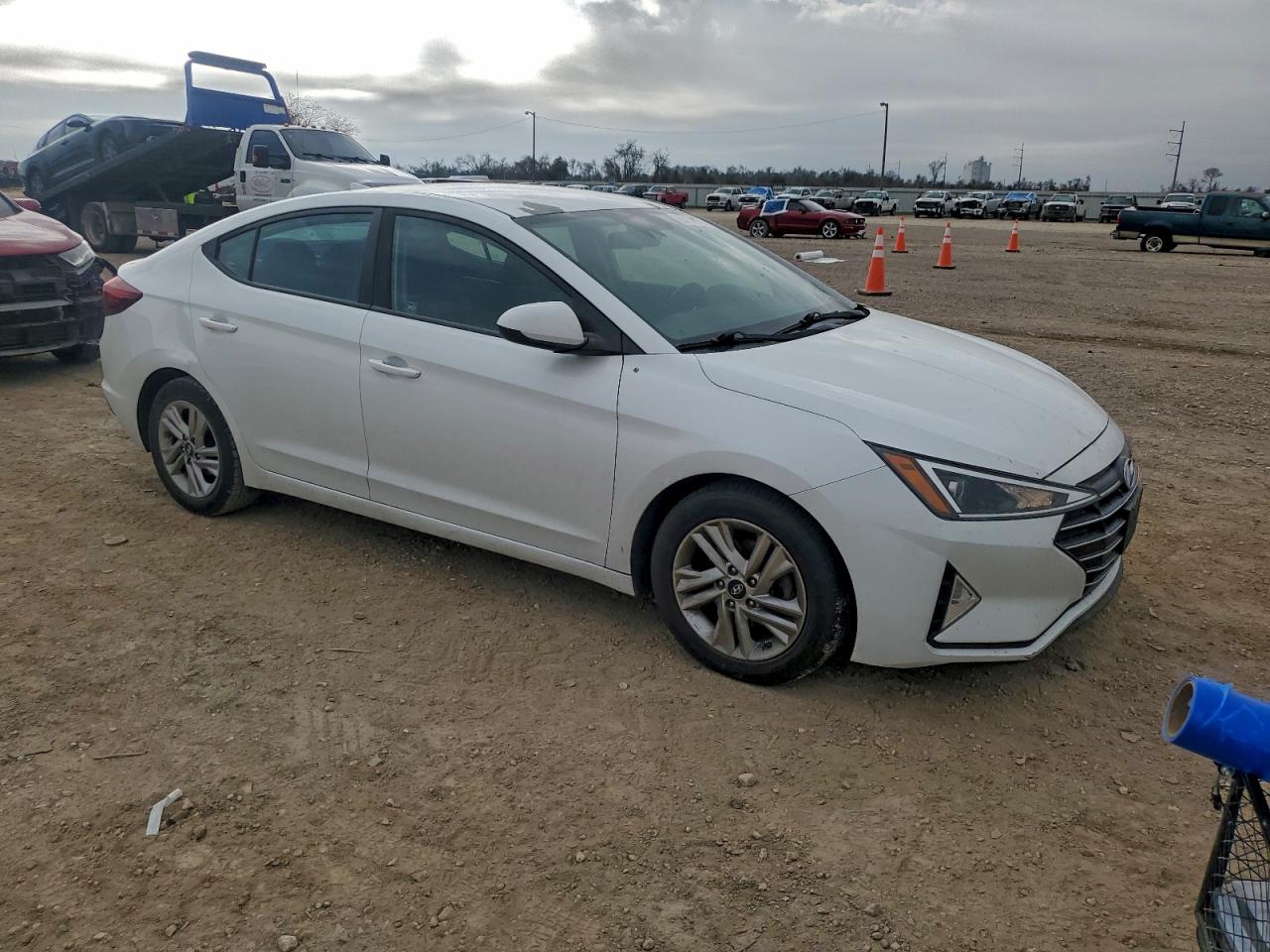 Hyundai ELANTRA Sel