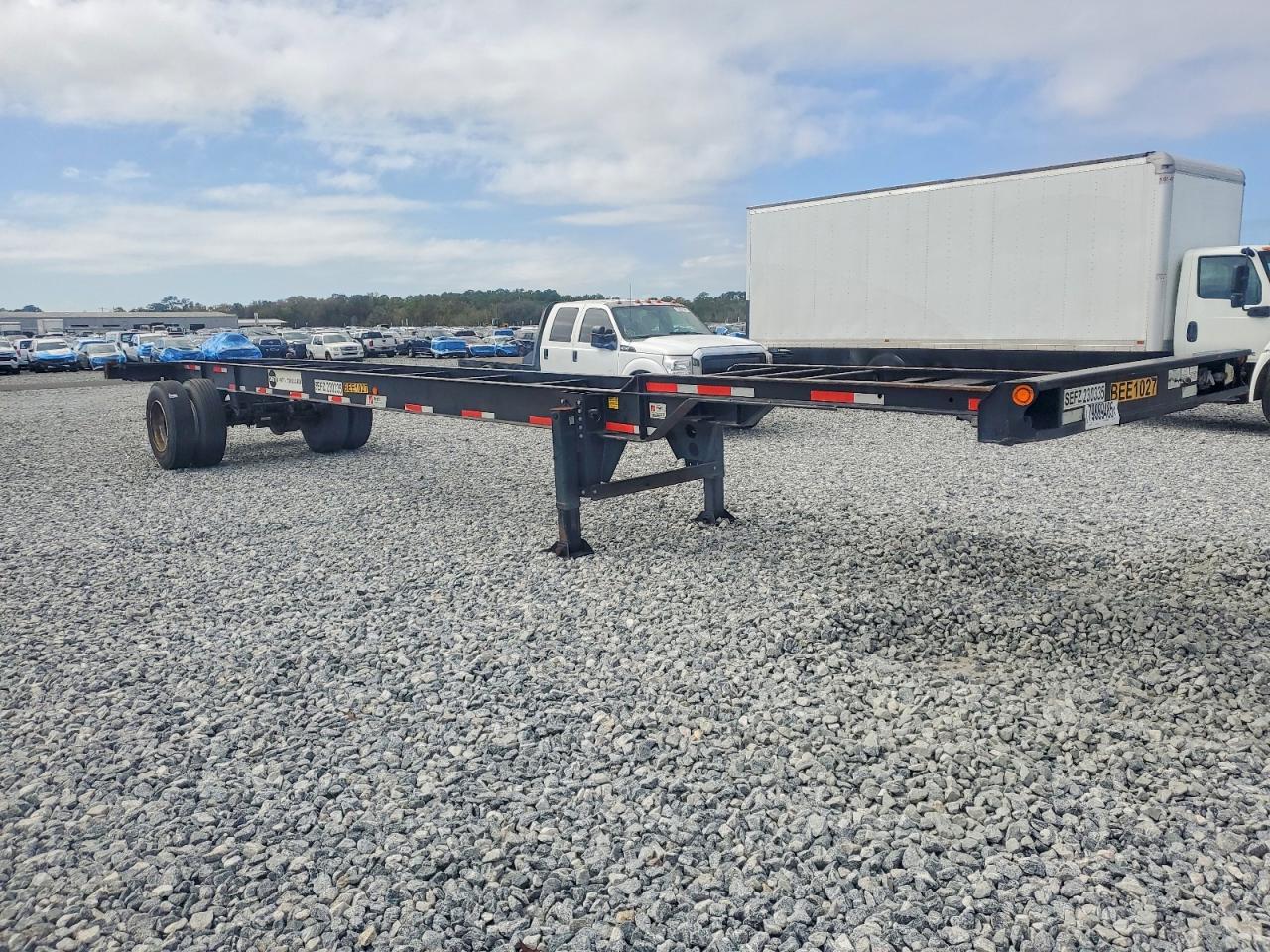 Salvage Pratt Trailer Image