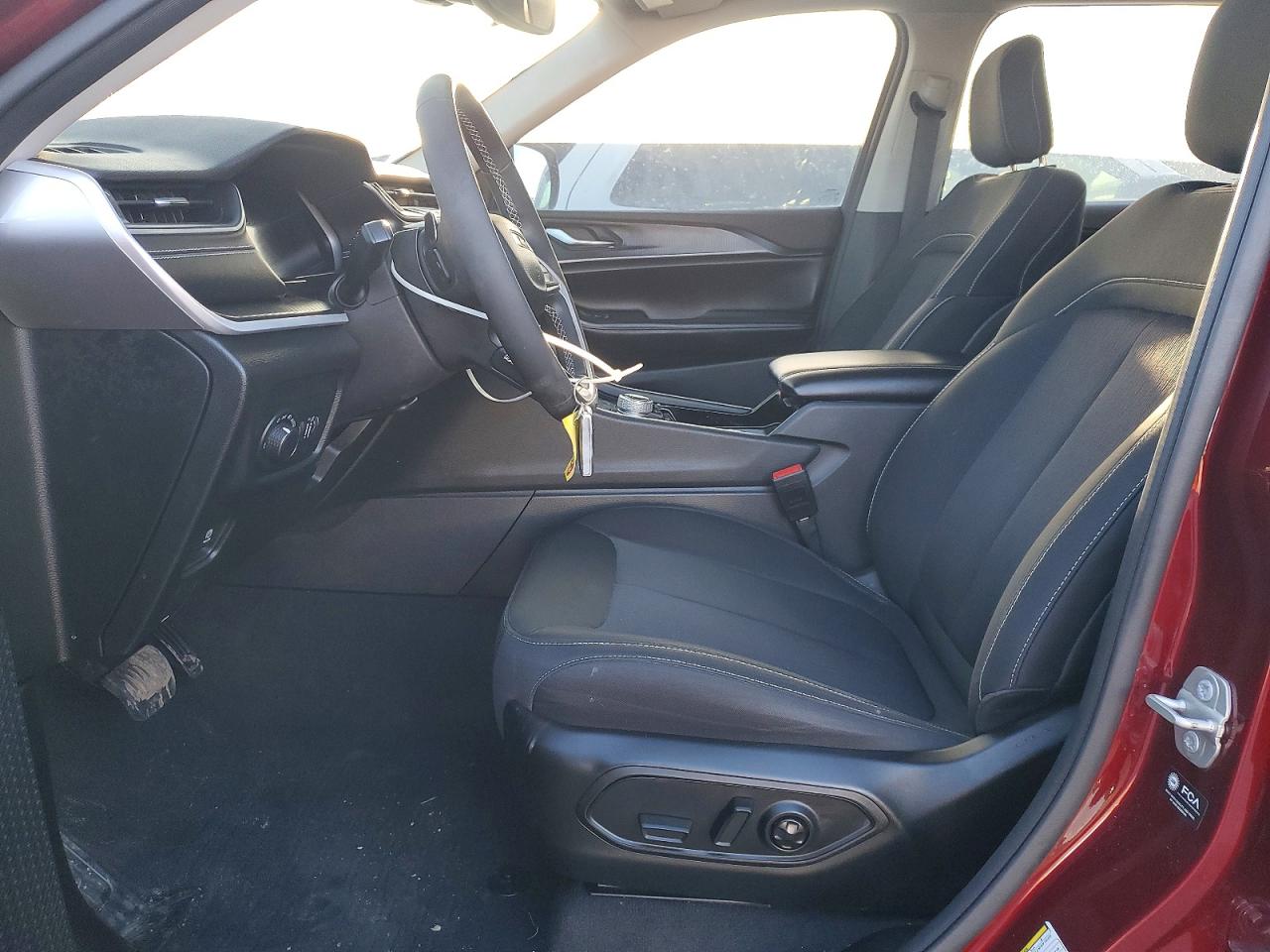 Jeep Cherokee L Laredo