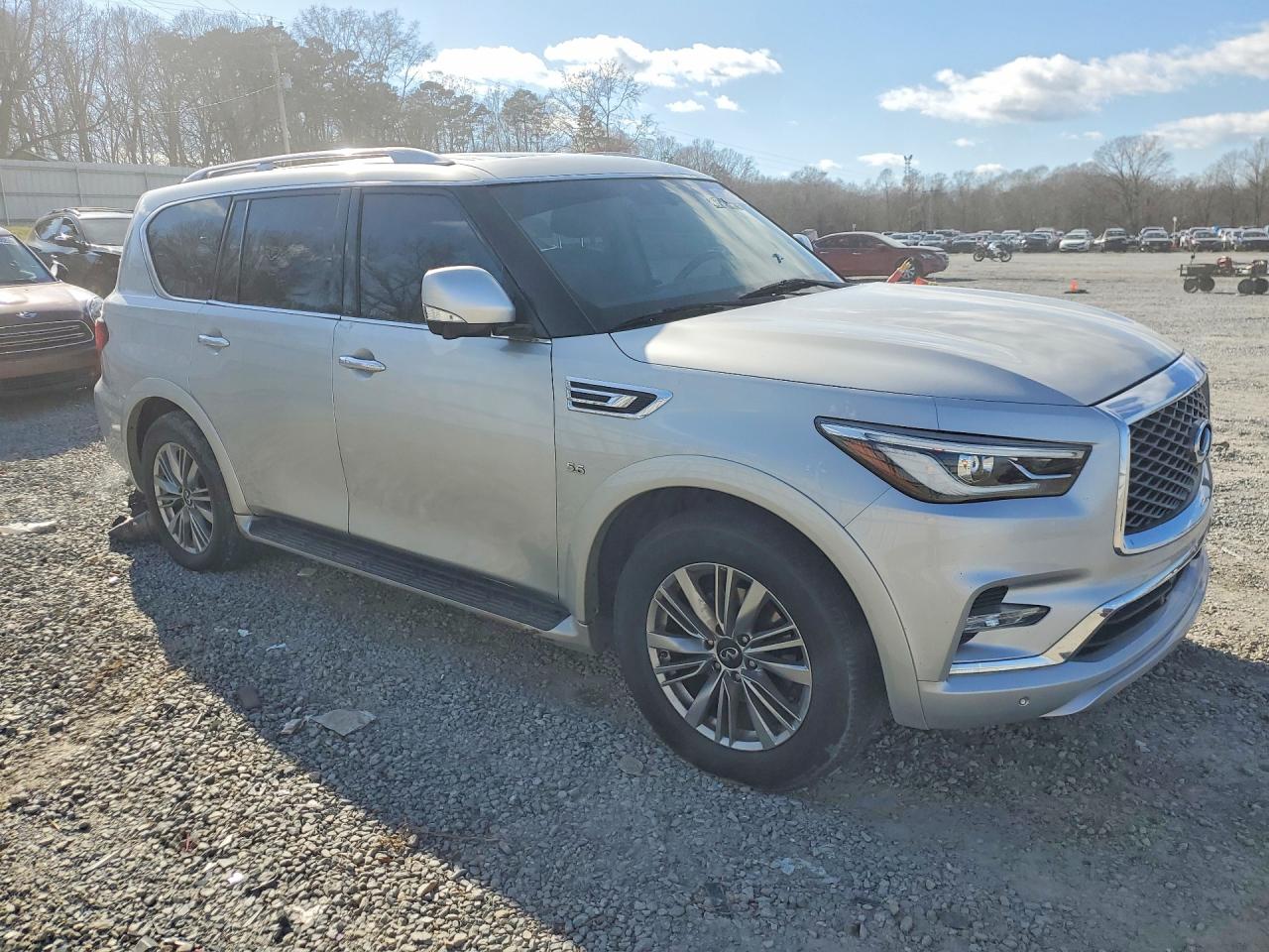 INFINITI Qx Luxe