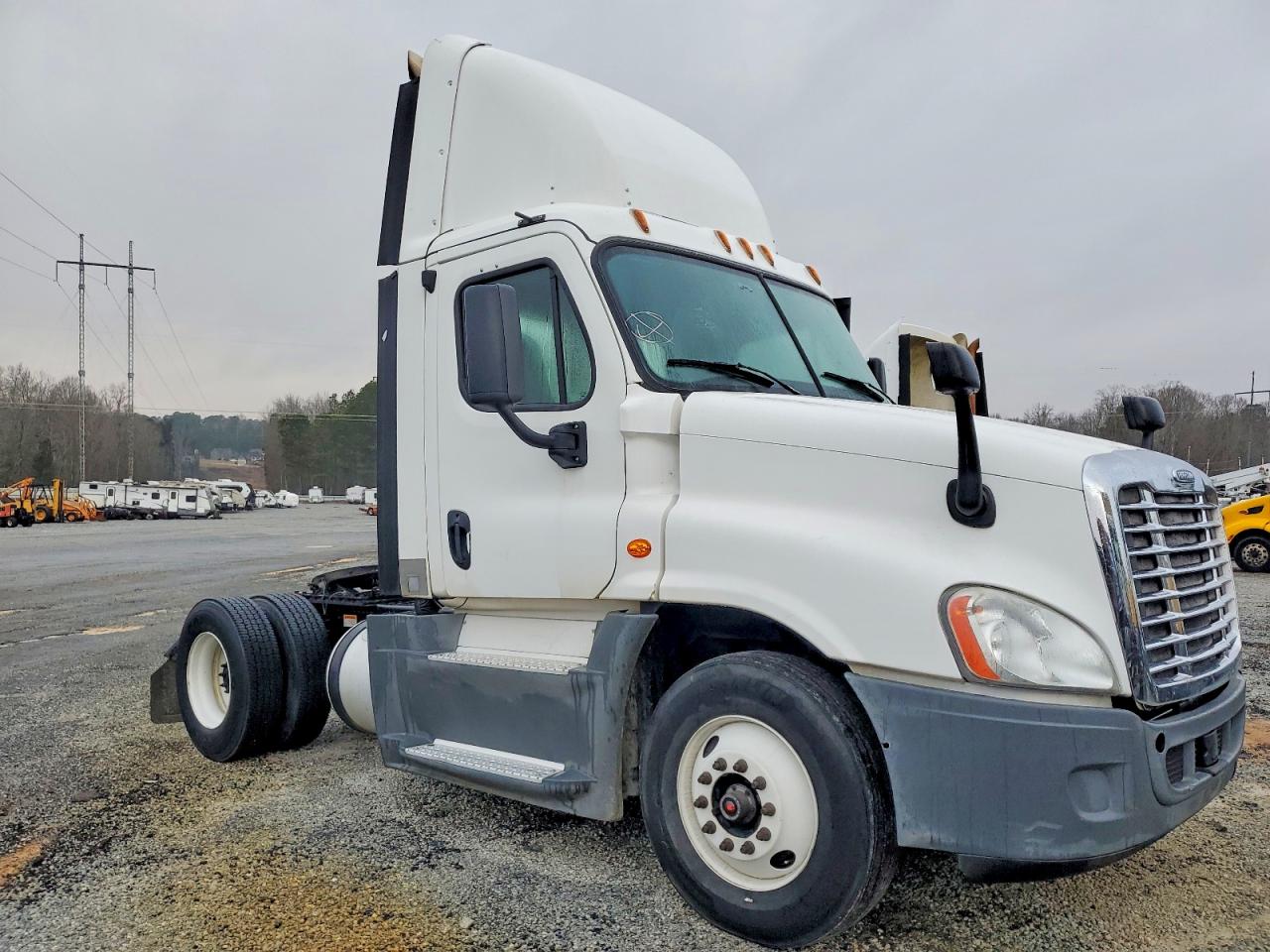 Salvage Freightliner Cascadia 1 Image