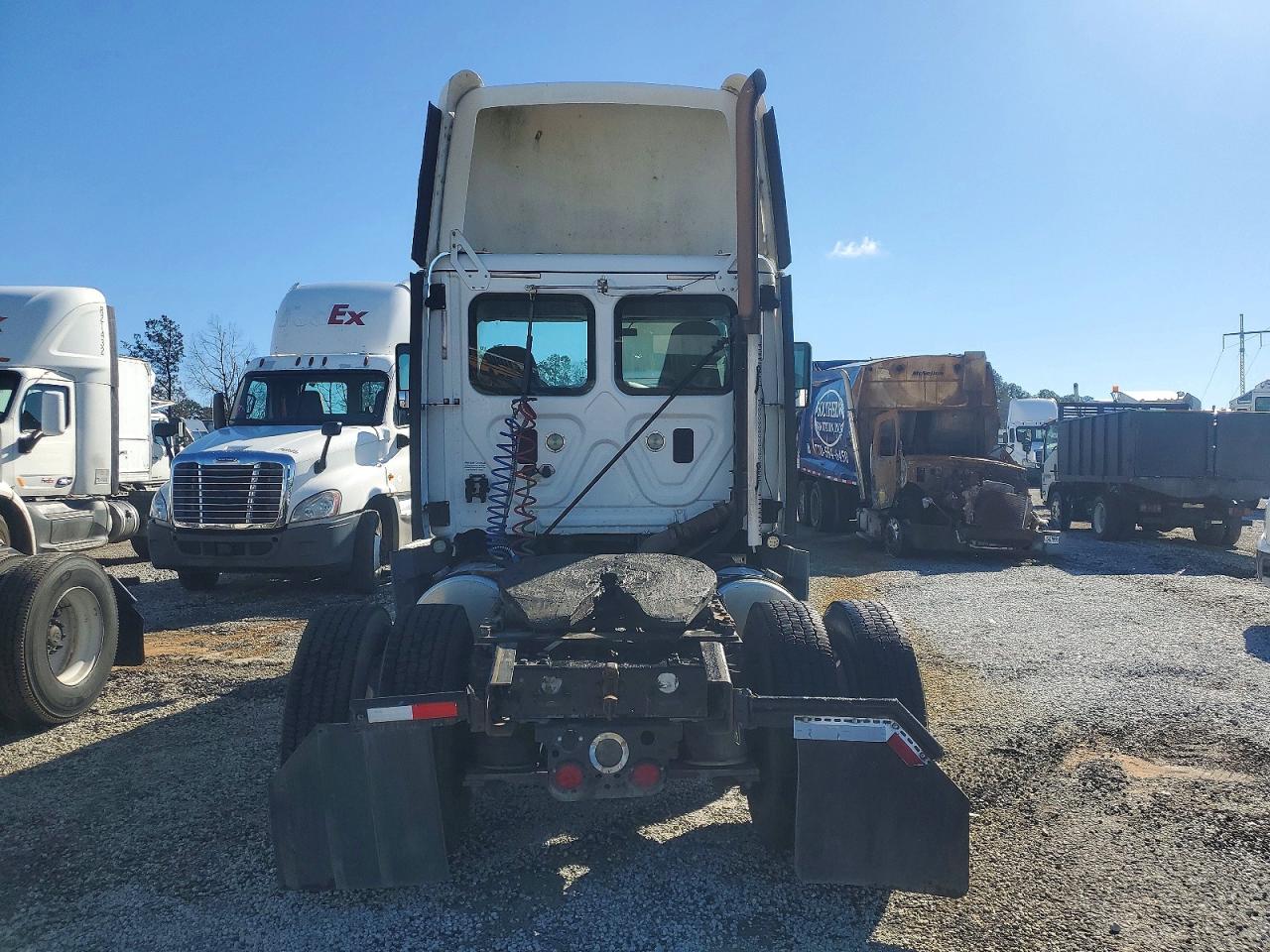 Freightliner Cascadia 1