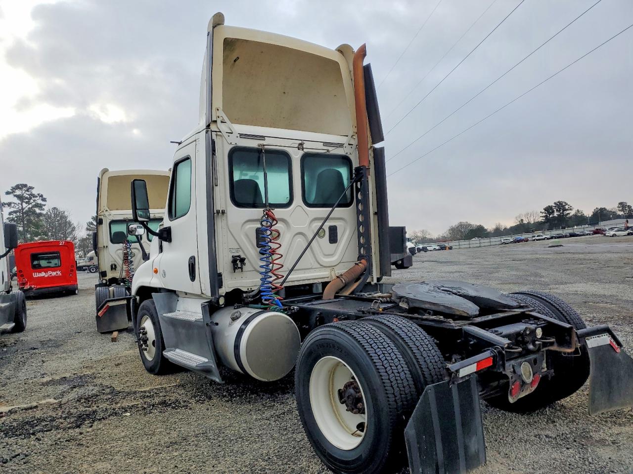 Freightliner Cascadia 1