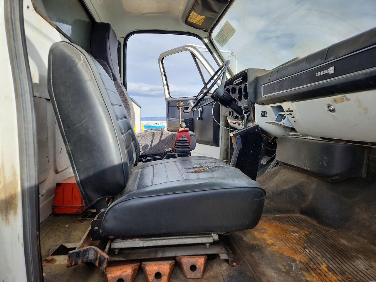 GMC C K R7500 C7d042