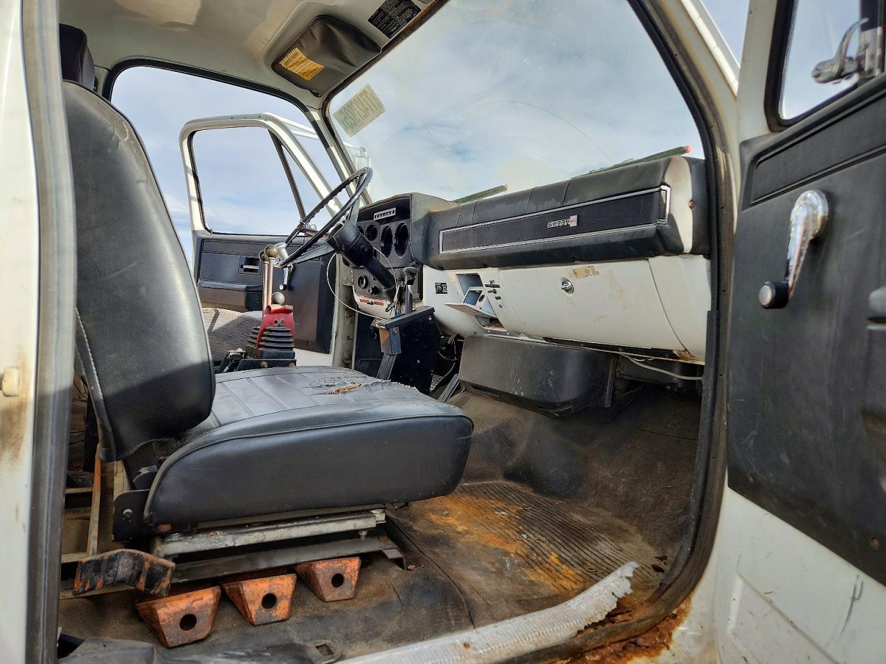 GMC C K R7500 C7d042