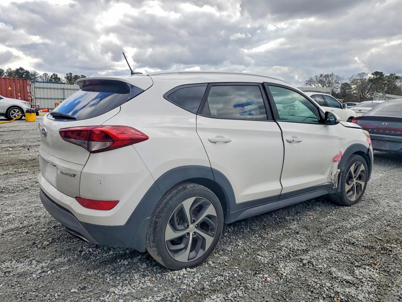 Hyundai TUCSON Sport