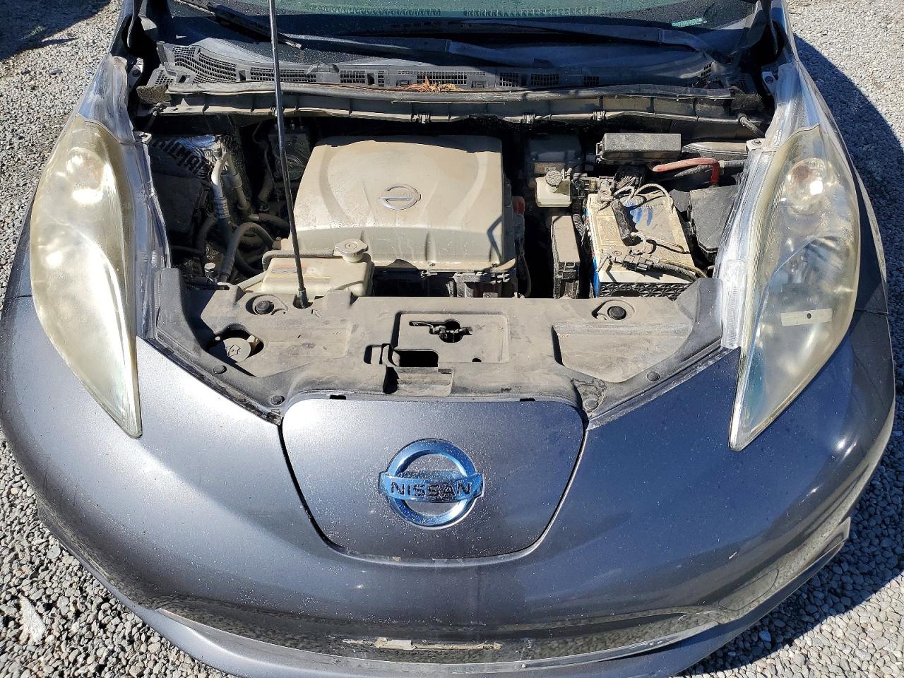 Nissan LEAF S