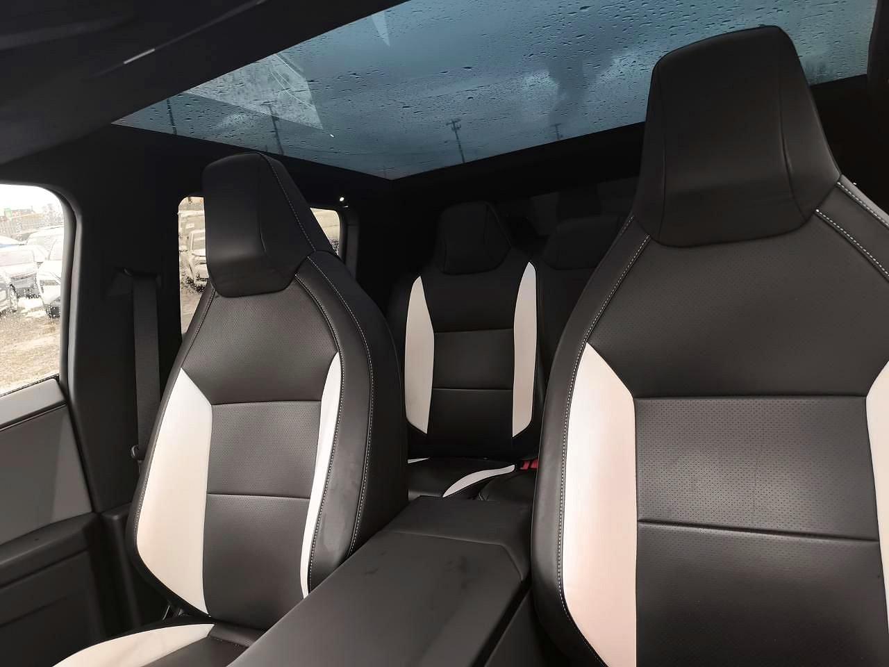 Tesla Cybertruck